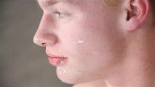 GayRoom Blondie b. has a real life internet fuck!