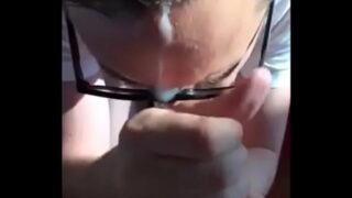 Gay Nerd Gets Thick Facial