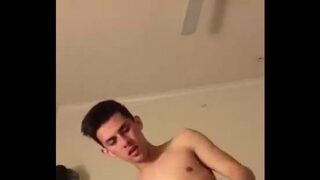 Cogida a pelo y se viene adentro d el…