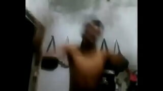 PRIMEIRA VEZ DA NEGRA GOSTOSA