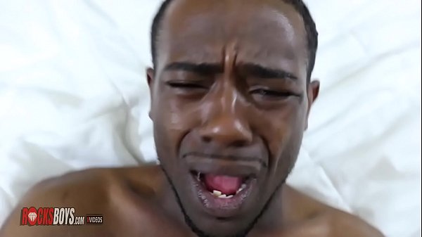 Rock throws that country dick to Chy Kyd 70 sec