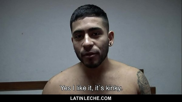 Kinky Muscular Guy (Licho) Eager To Have Some Fun But He Needs A Some Cash For The Service – Latin Leche