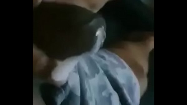 El vecino  arrecho  se ordeña solo .22  años