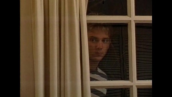 Pacific Sun – Voyuer – scene 2 – extract 1