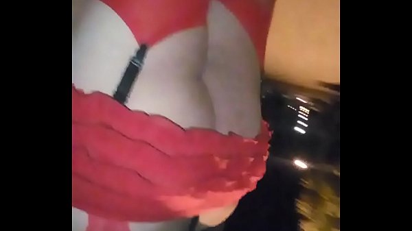 Caminado por la calle flashing