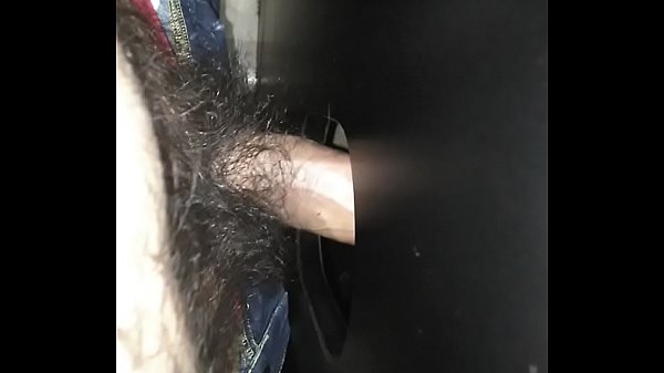 MACHO MAMANDOMELA EN CABINAS DE SALTO DEL AGUA EN CDMX