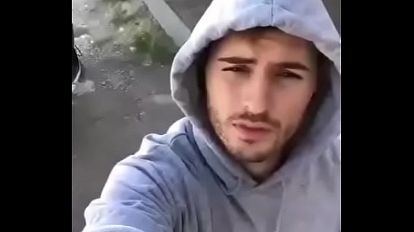 Troca troca com o brother ao ar livre