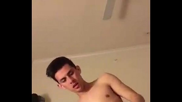 Cogida a pelo y se viene adentro d el…