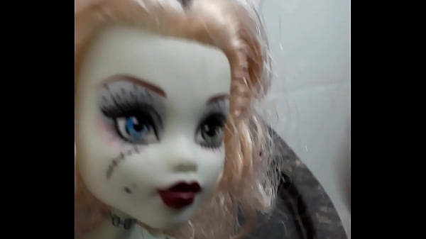 Cumshot doll