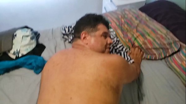 Depois de uma madrugada inteira dando, convenci o negão a filmar a metida