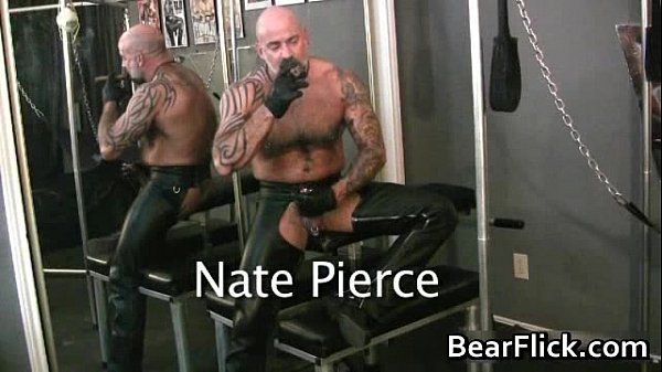 Fat gay bears Ender Voltair & Nate gay porno