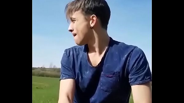 oral gay al aire libre