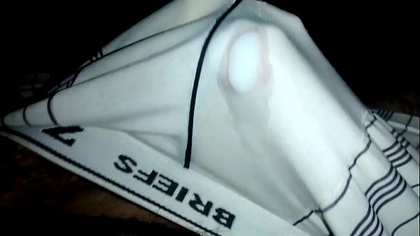 paja del domingo dentro del boxer ( cumshot)