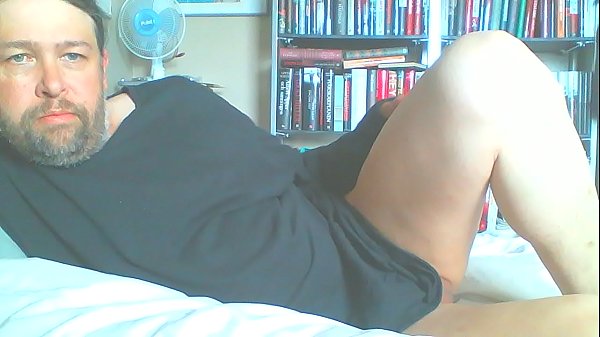 Pelle Stroking his cock on cam