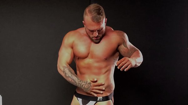 Tatted Up Alpha Stud Muscle Worship & Massive Cumshot!