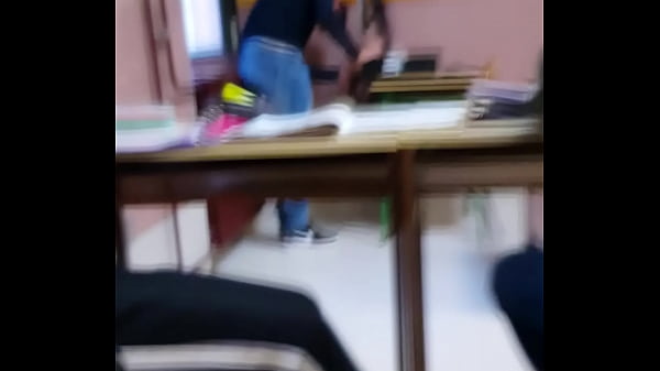 Tremenda follada a un ordenador