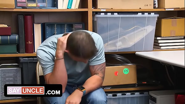 Jewelry thief caught and fucked by a gay security guard