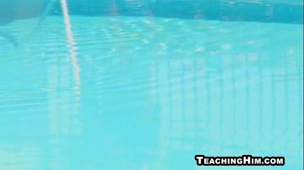 Mature stud gets his cock sucked by a young hunk