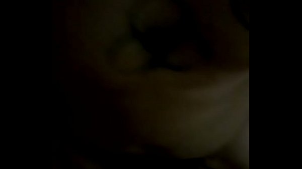 Me pasa su verga en la cara el chacal