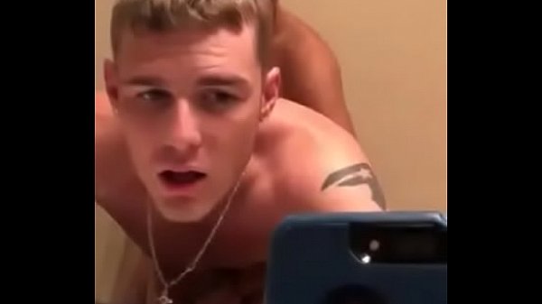 Negão fode Branquinho COM VONTADE