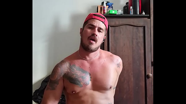 Rick paixao batendo uma