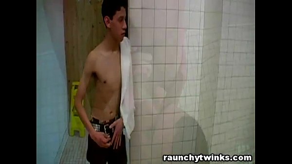 I Just Saw My Dorm Mates Sucked Each Other’s Dick