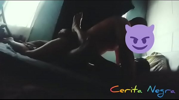 Remisero hetero me visita en casa y me preña